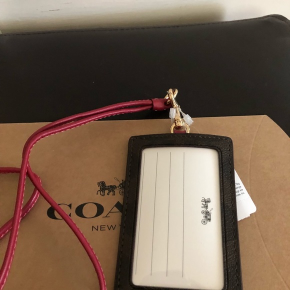 Authentic Coach signature brown/ Hot Pink Lanyard - Picture 5 of 5
